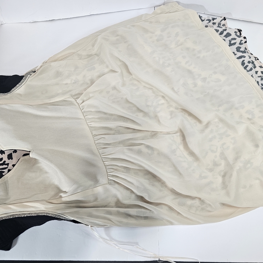 Savanna Jane Black and Cream Patterned Fabric - Picture 8 of 13